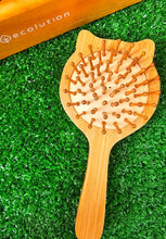 Cargar imagen en el visor de la galería, Cepillo de bambú - Pequeño Gato Aventura

