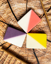Cargar imagen en el visor de la galería, Tri Pack Eco Jabones x3
