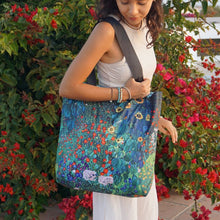 Cargar imagen en el visor de la galería, Bolsa Plegable - Jardín de Flores
